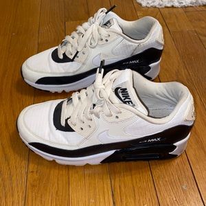 Nike air max womens shoes